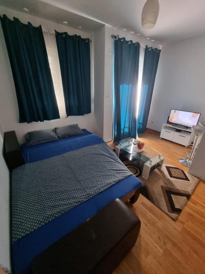Adrianna Apartment City Kvart Podgorica Esterno foto